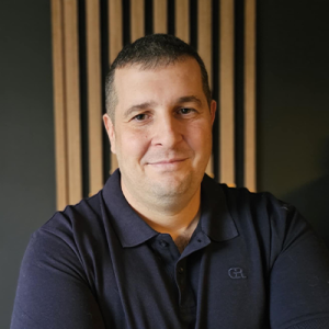 Никола Радонов